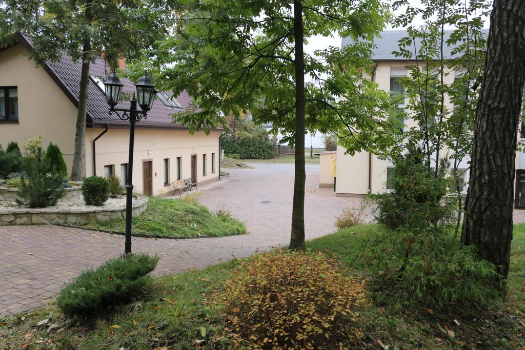 Hotel Lachowka Krepiec Bagian luar foto