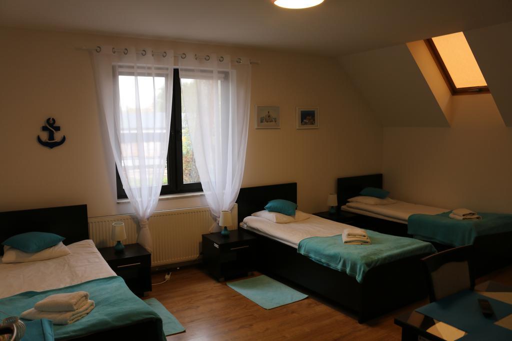 Hotel Lachowka Krepiec Bagian luar foto
