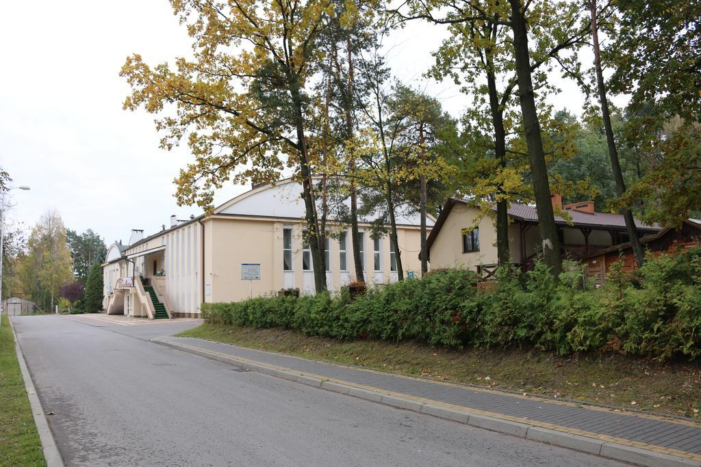 Hotel Lachowka Krepiec Bagian luar foto